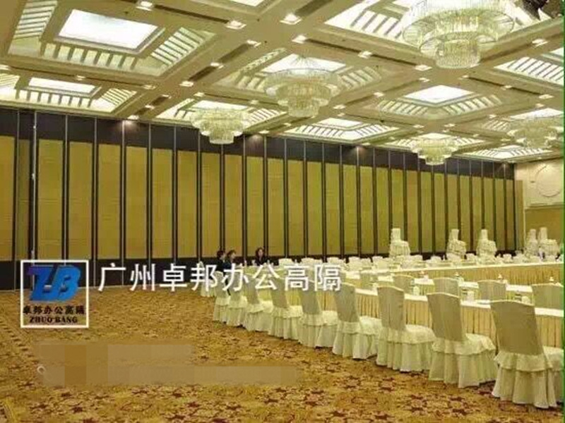 會(huì)議室活動(dòng)隔斷.jpg