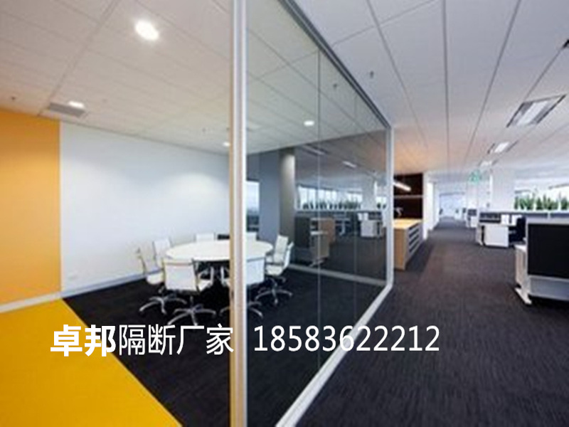 辦公室隔斷19.jpg